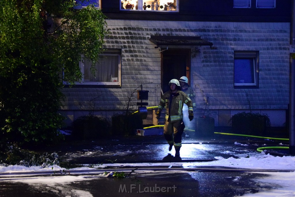 Grossfeuer Einfamilienhaus Siegburg Muehlengrabenstr P0702.JPG - Miklos Laubert